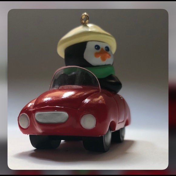 Hallmark Polar Sport Penguin inCar Ornament in box - Picture 6 of 10